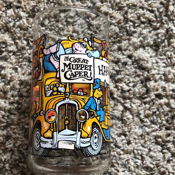 Drinking glass from The Great Muppet Caper 1981 - Picture 2 of 6